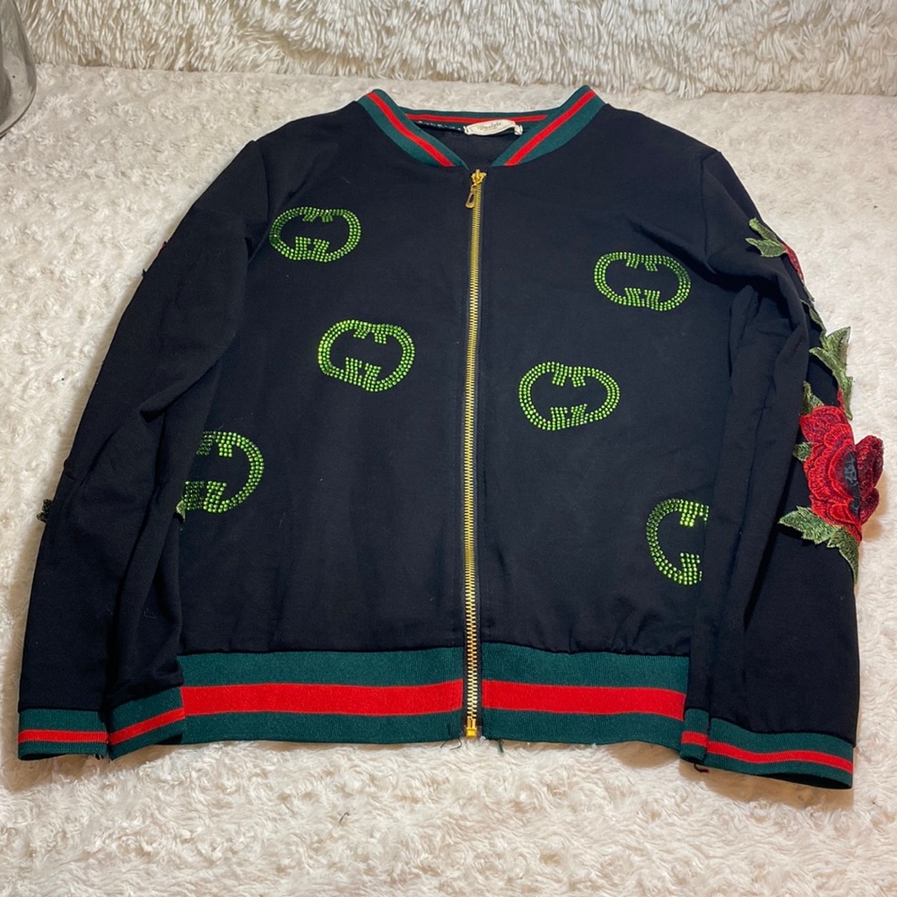 Woman sweatshirt
